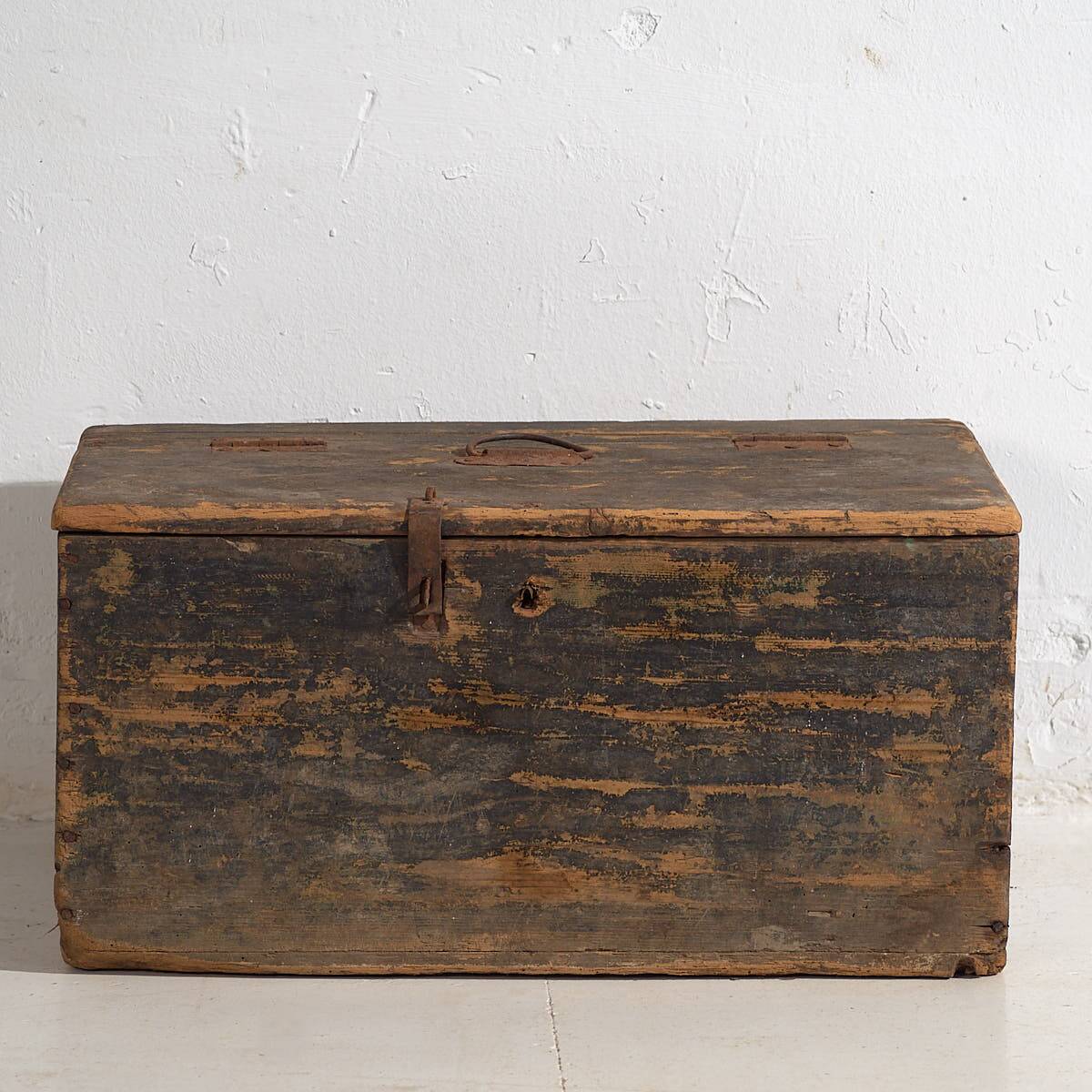 Old cobalt blue ammunition chest (c.1900) #64