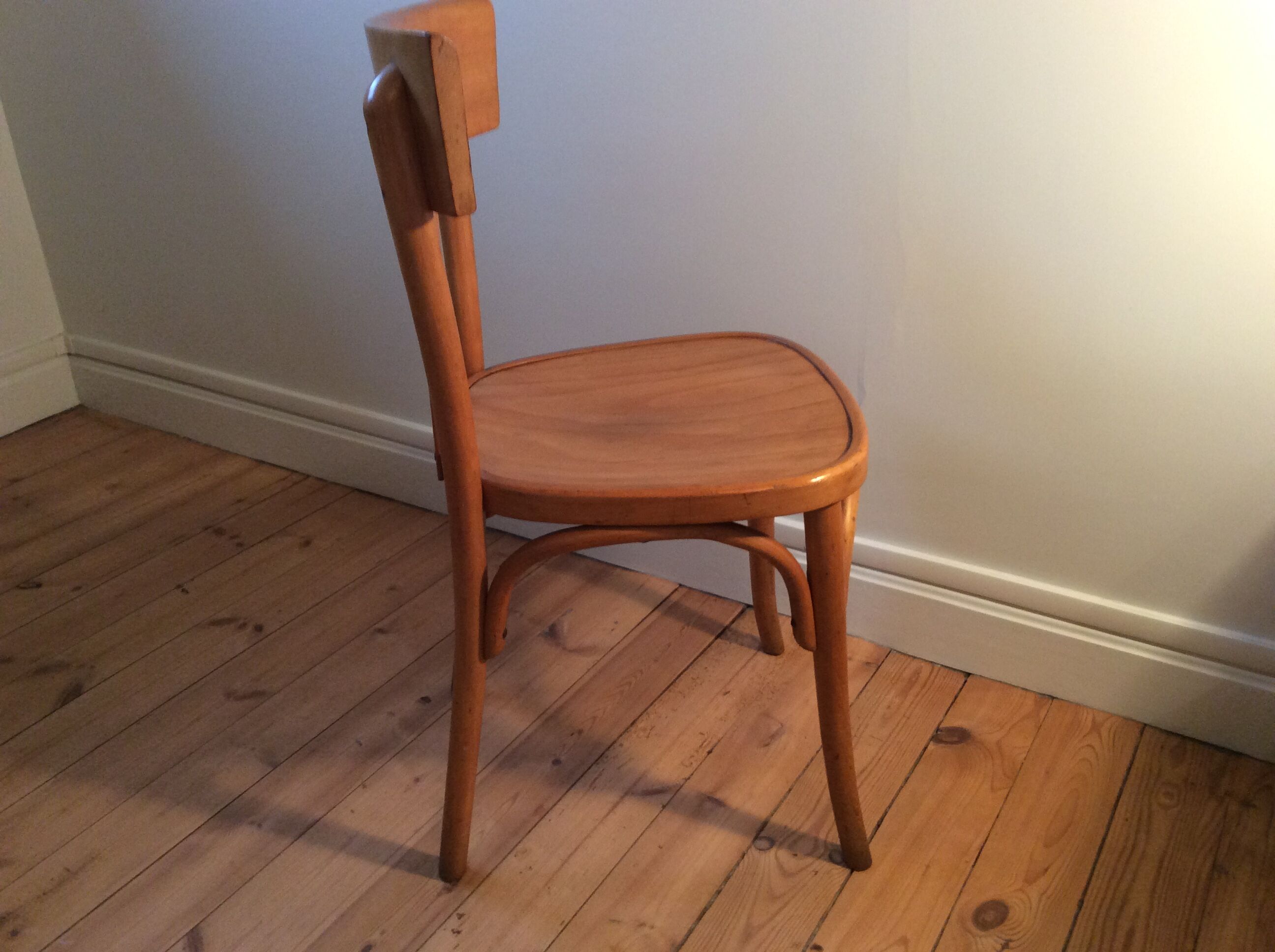 Chair bistro style bauman