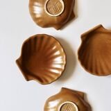 4 caramel shell cups