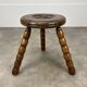 Tabouret tripode brutaliste dans le goût de Dudouyt