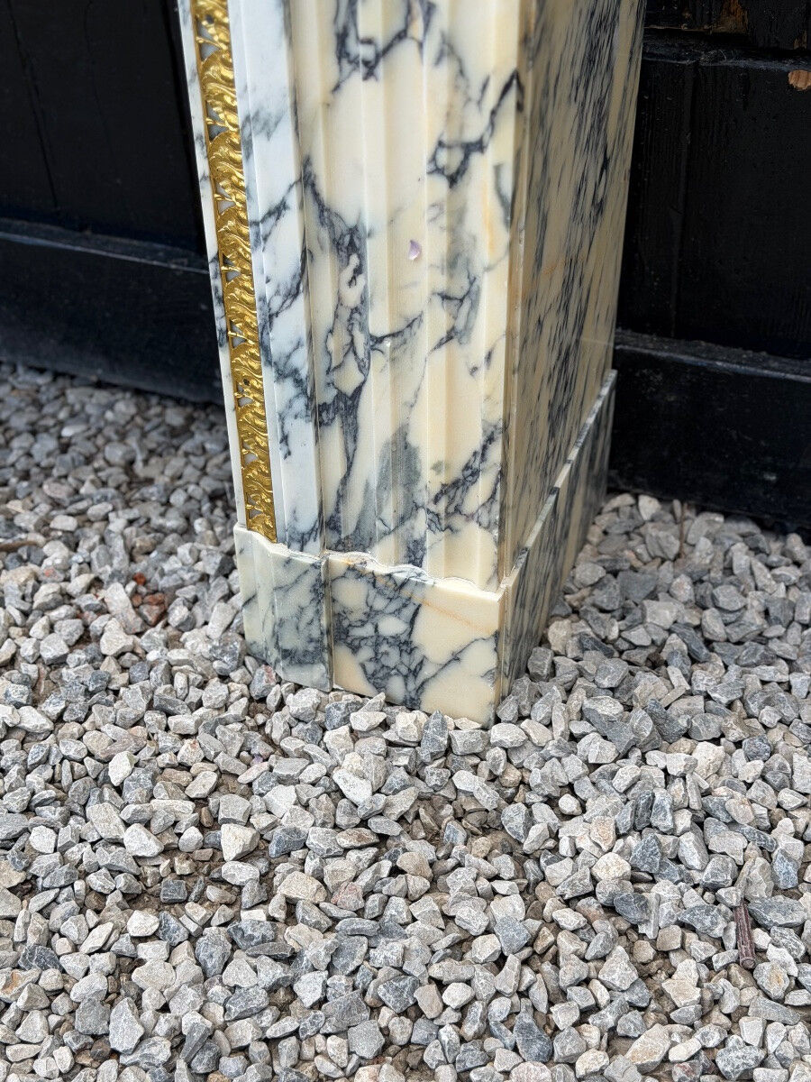 Louis XVI style fireplace in Paonazzo marble, circa 1880.