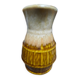 Sandstone pitcher