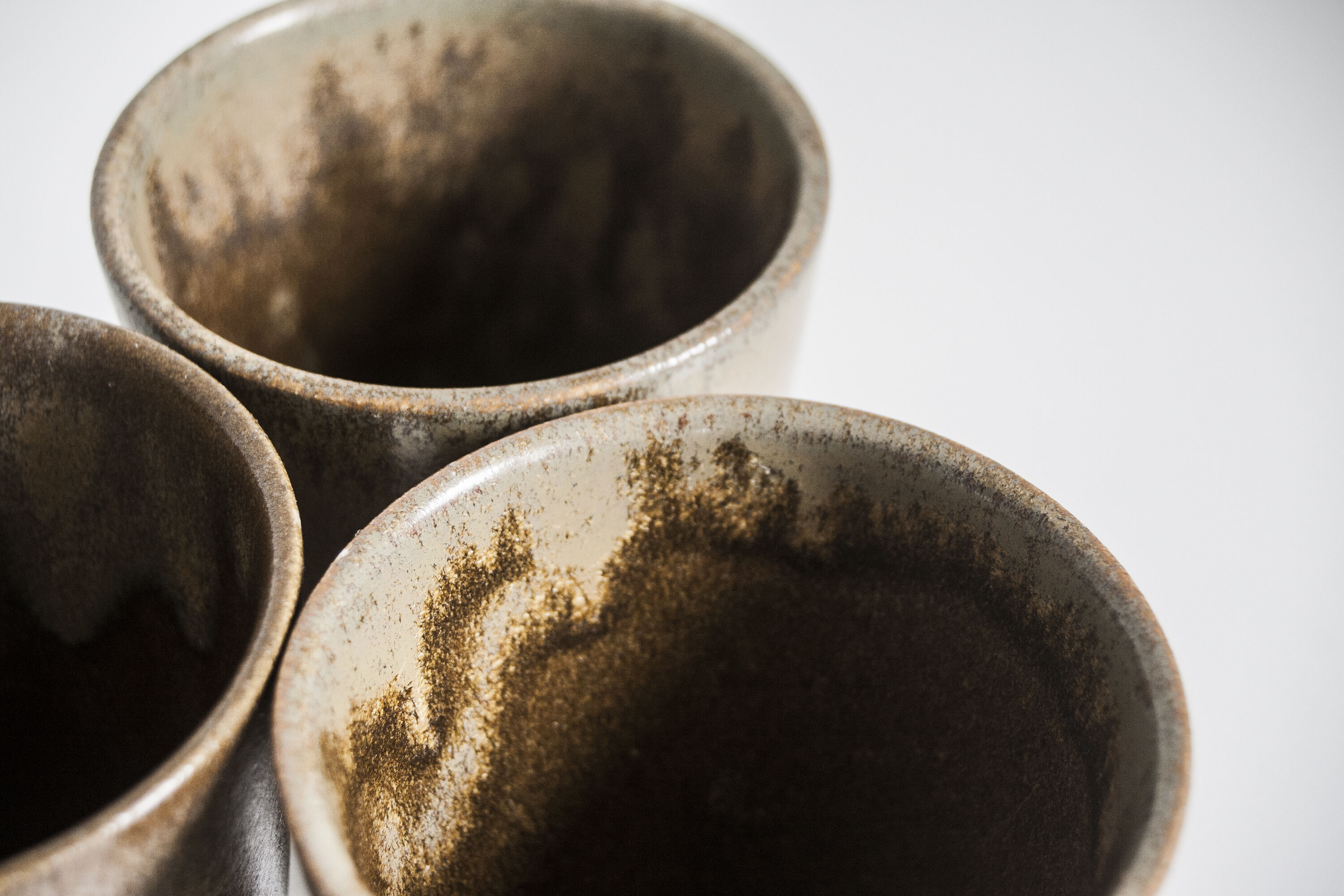 Set of 4 ceramic glasses