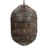 Lustre industriel transformé