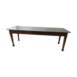 Farm table