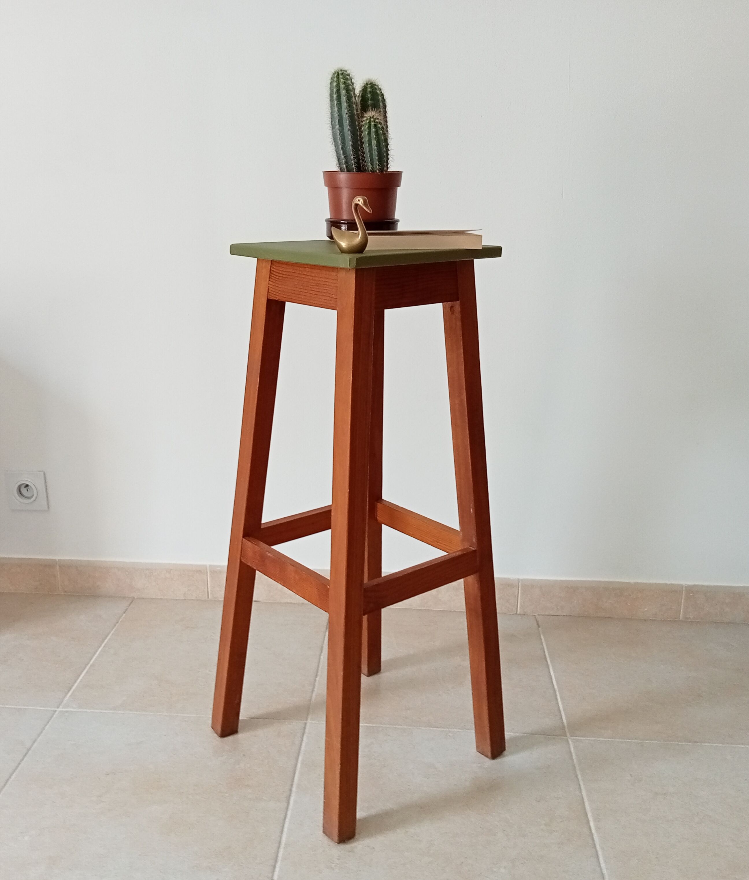 Vintage solid wood high stool
