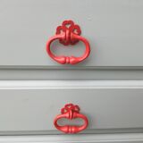 Antique chest of drawers