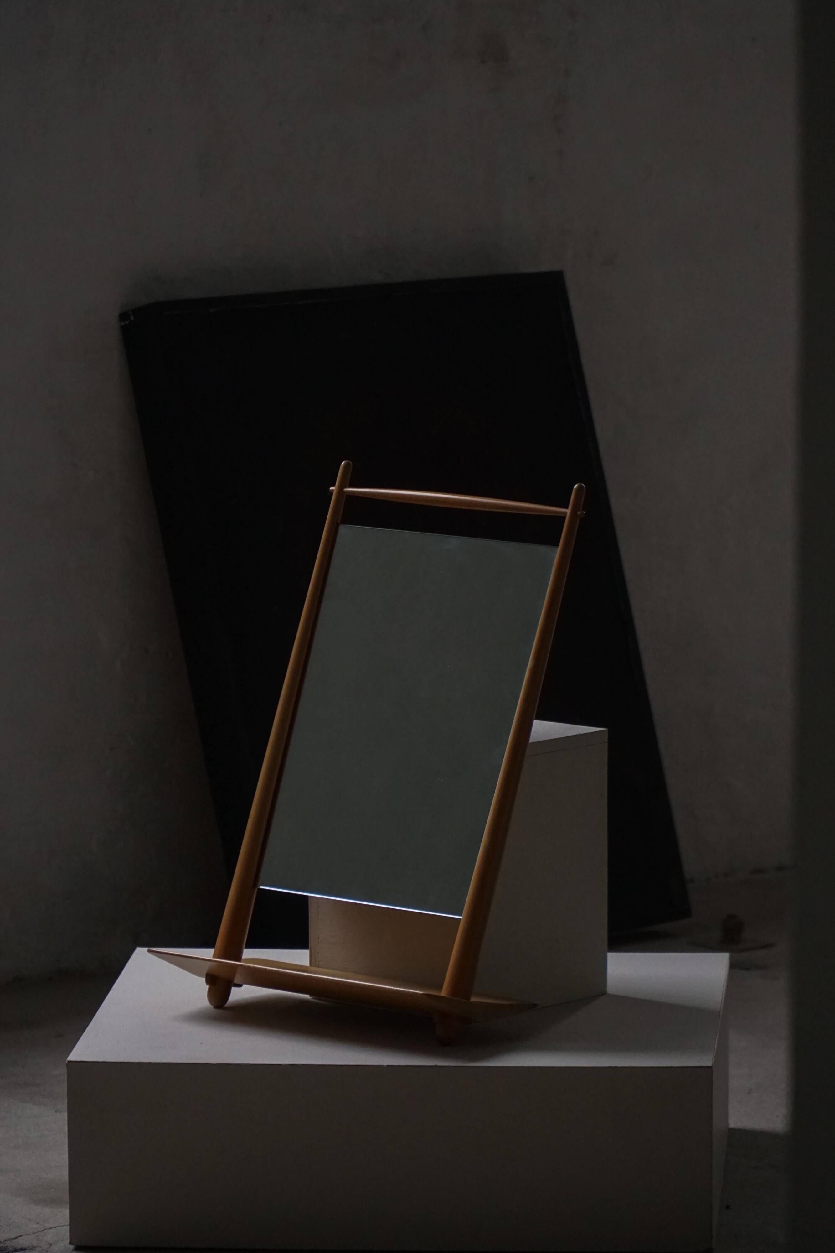 Scandinavian wooden table mirror, mid-20th century, 1950s-1960s.