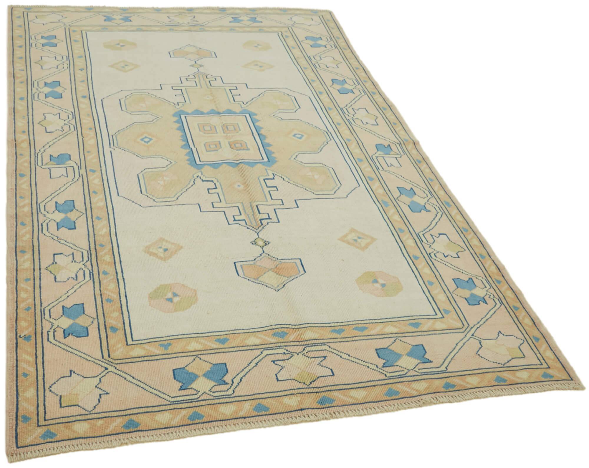 Turkish Vintage Anatolian Rug 159 cm x 239 cm