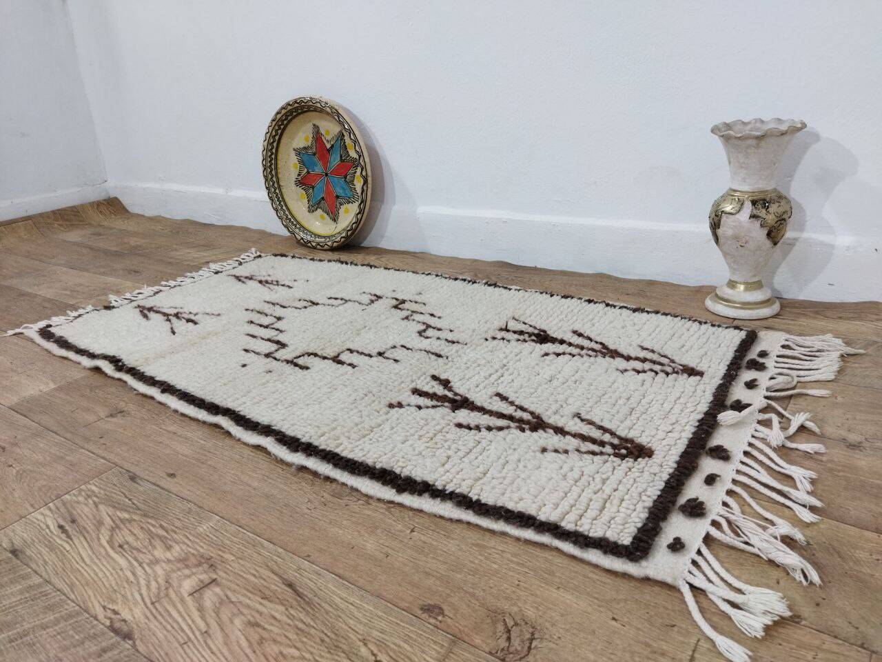 Handcrafted Moroccan Berber Rug 133 X 70 CM
