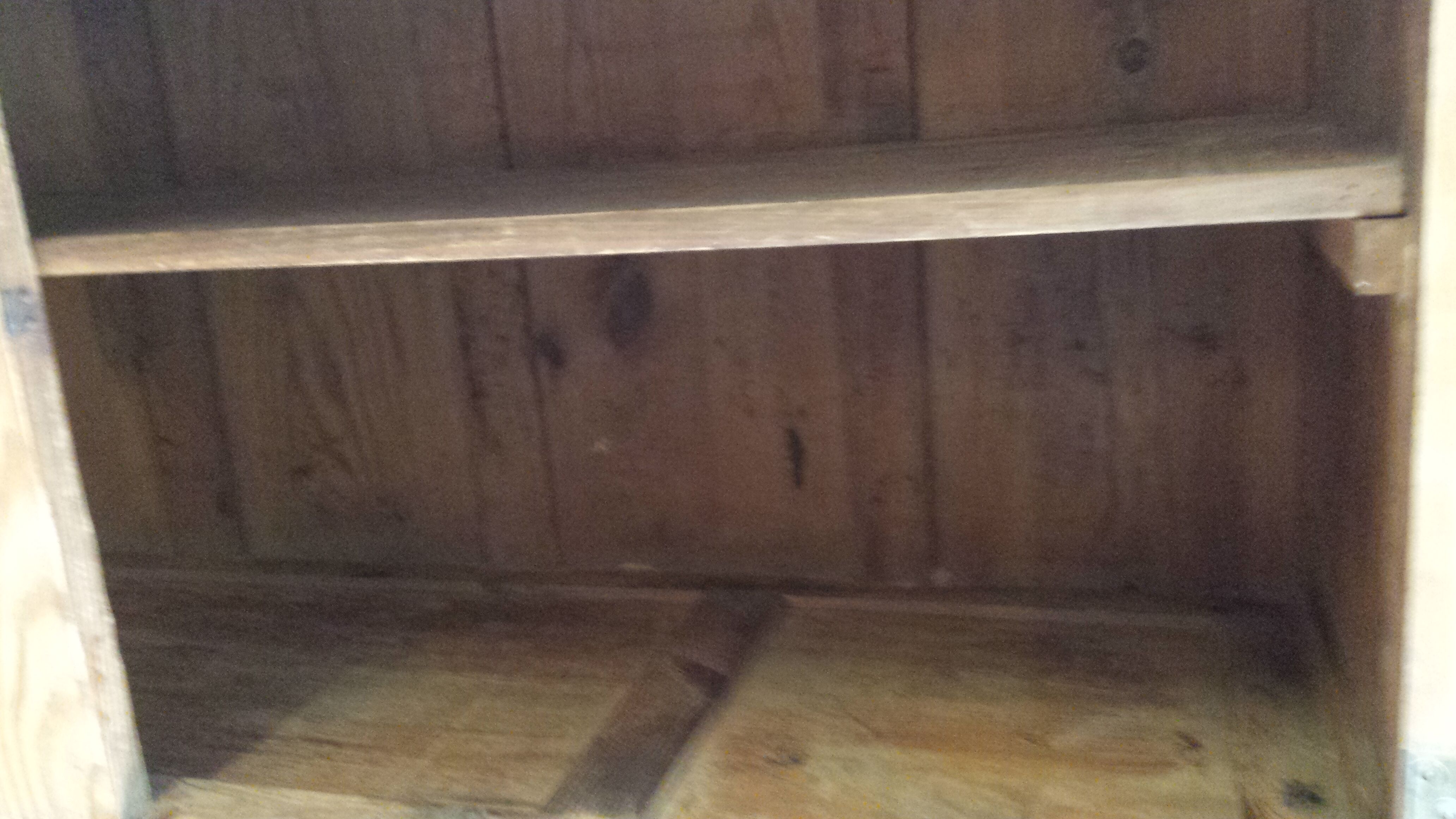 Raw mado buffet, sanded