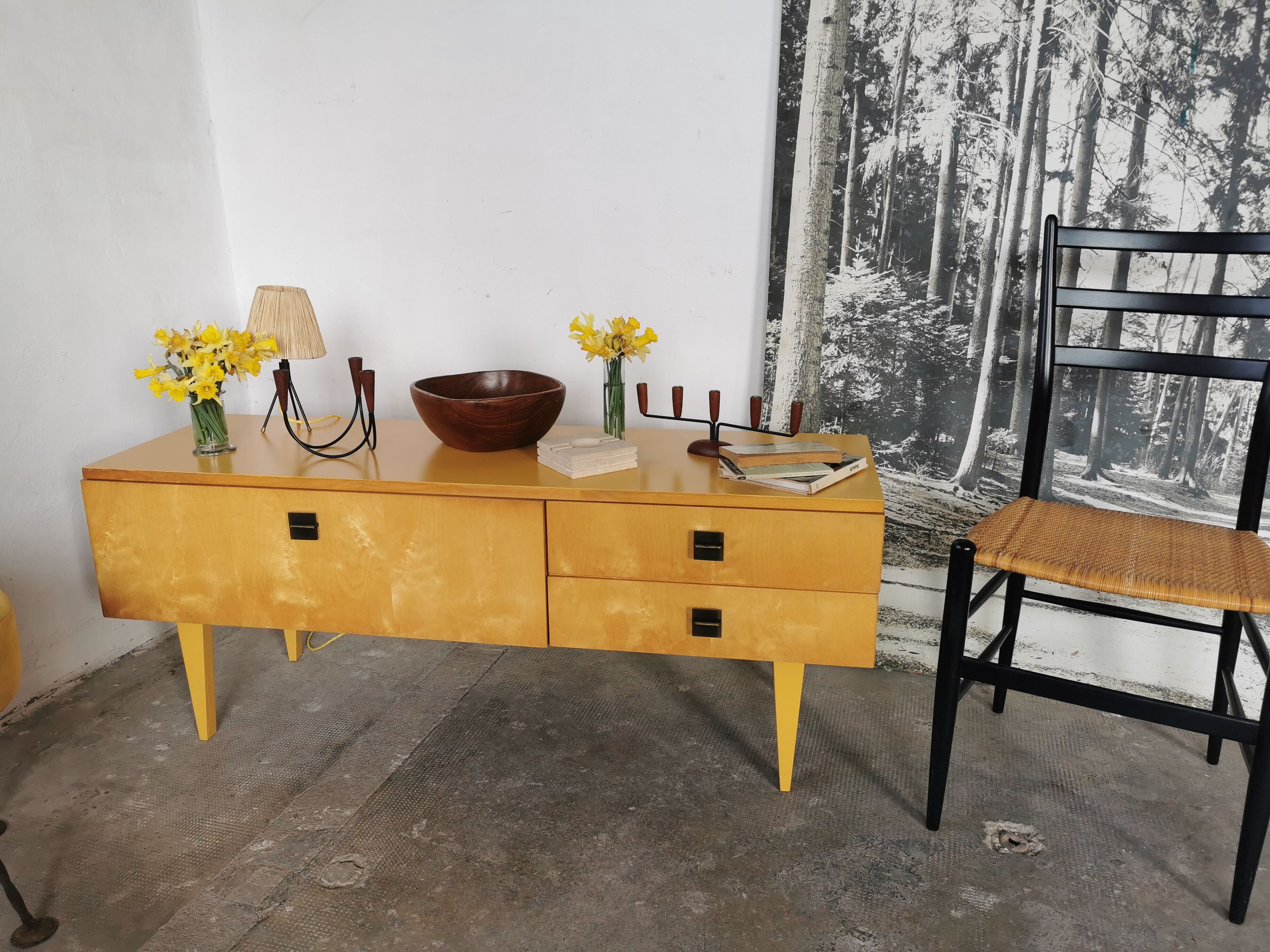 Vintage bass row 1970