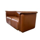 Canapé vintage en cuir couleur cognac deux places