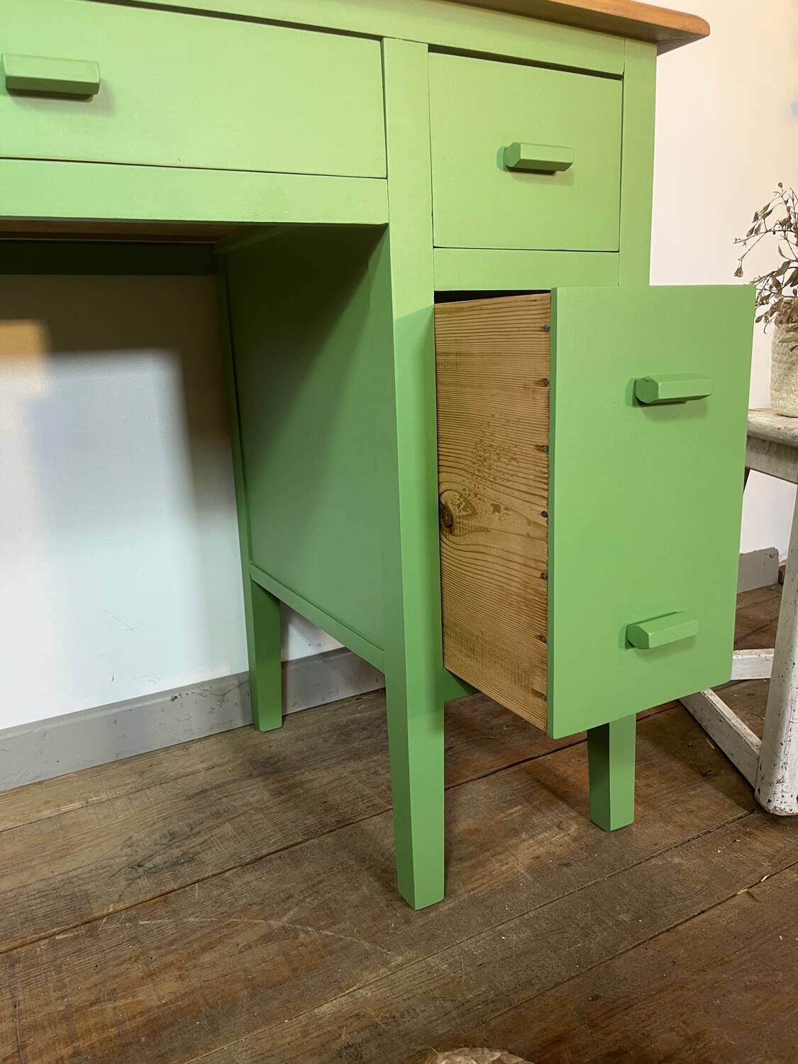 Children's desk and chair