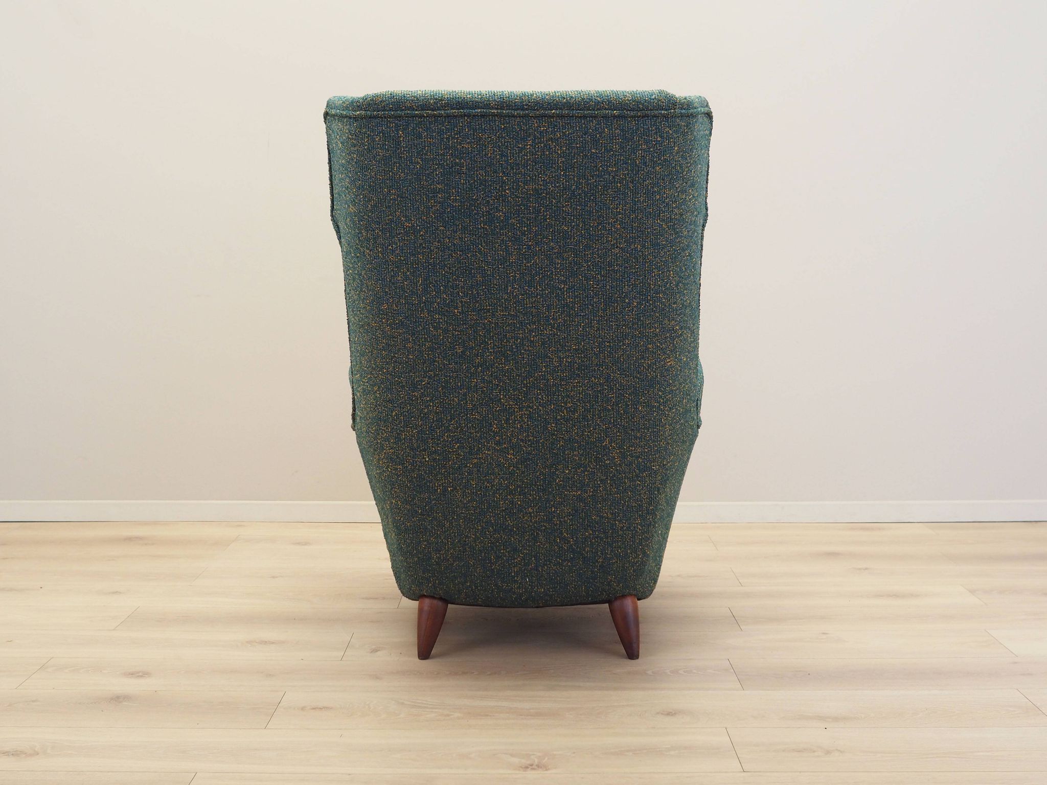 Lounge armchair, Italian design, 1970s, production: Italy