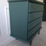 Vintage chest of drawers
