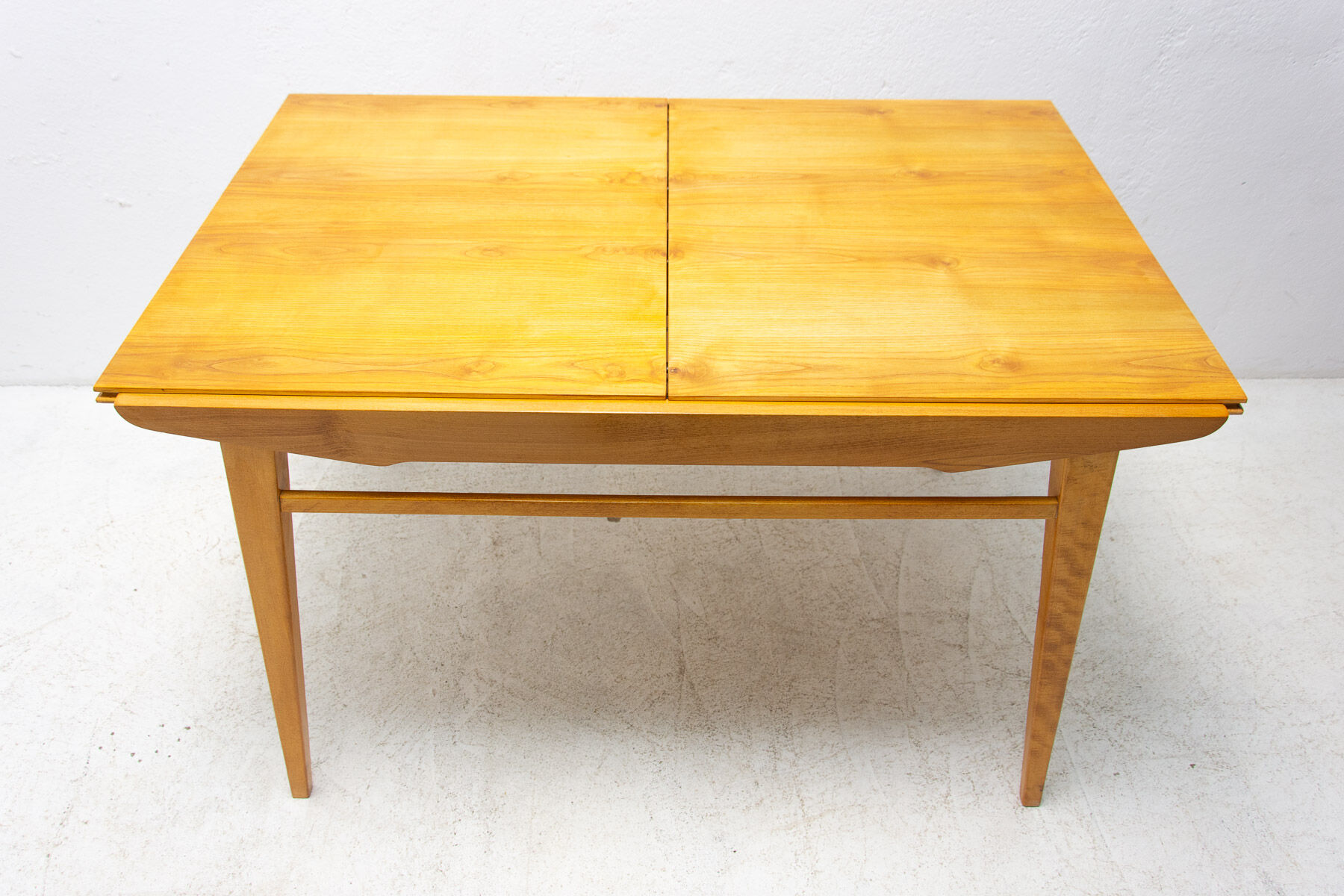Table à manger pliante du milieu du siècle par Bohumil Landsman pour Jitona, années 1970