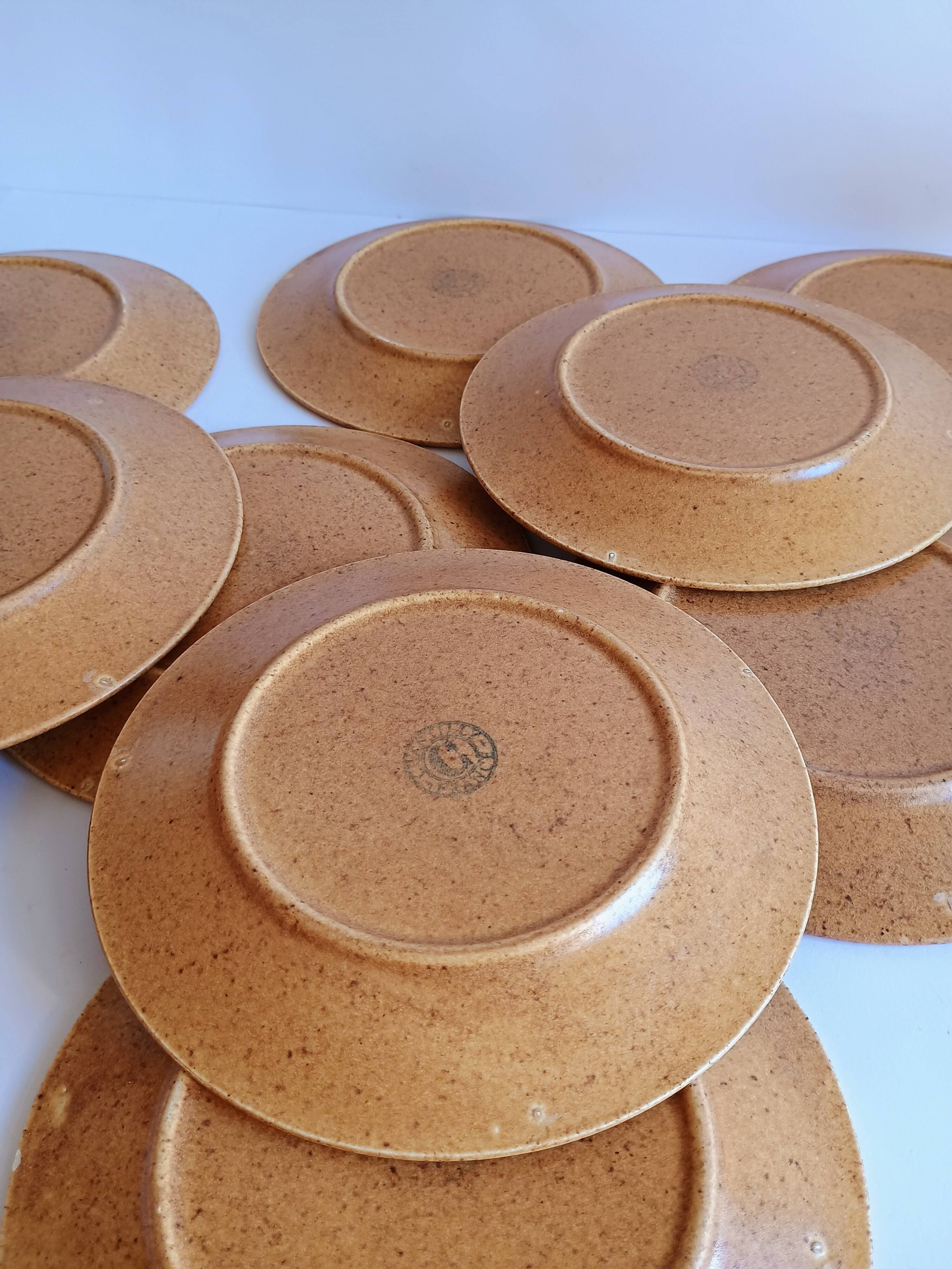 Set of 10 dessert plates Gres Chantilly Longchamp France