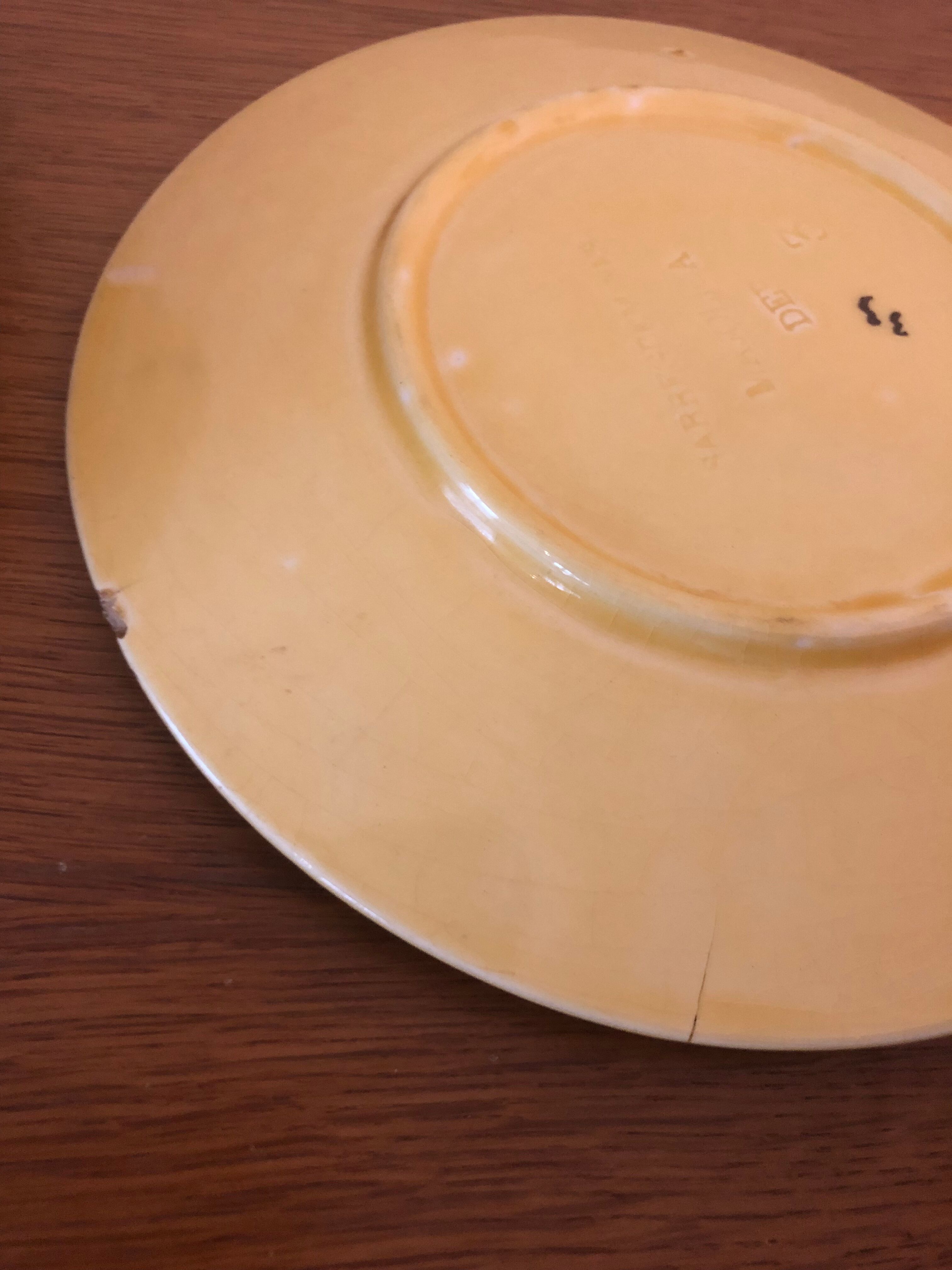 5 assiettes en barbotine majolica sarreguemines france