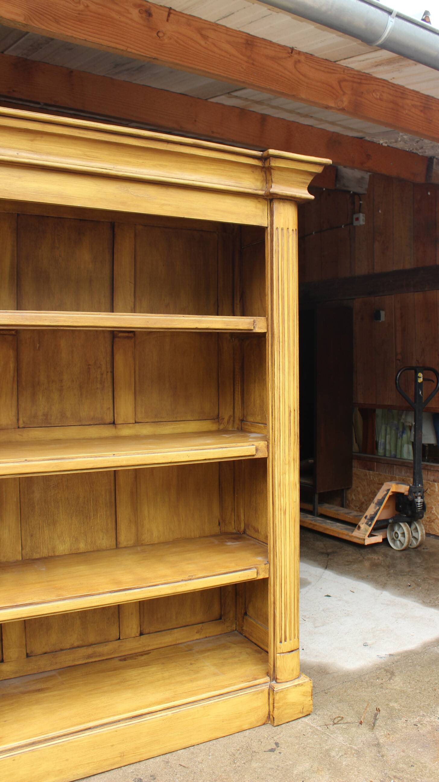 Bass bookcase