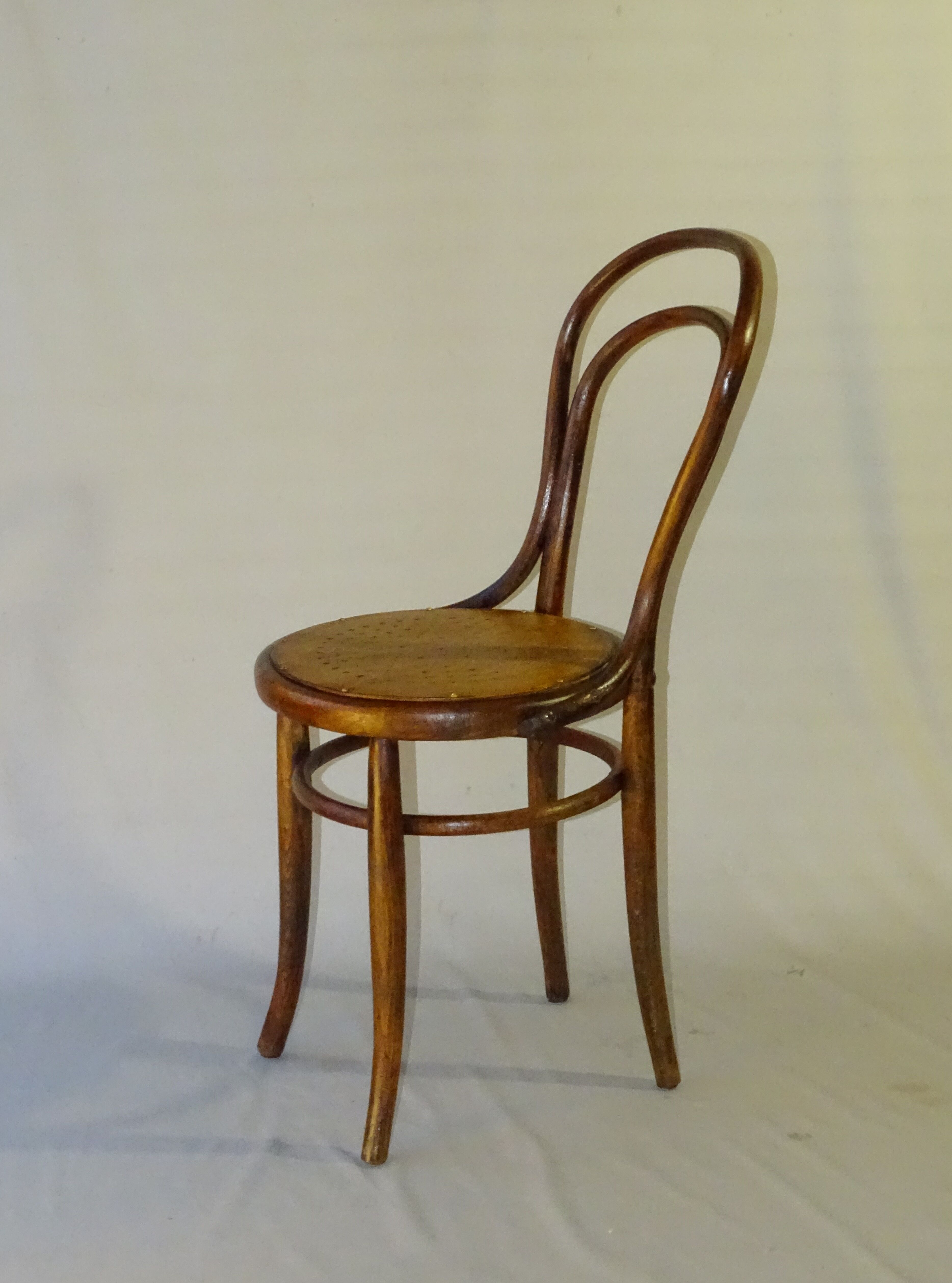 Bistrot chair KOHN N°30 1/2 seated Star, circa 1885