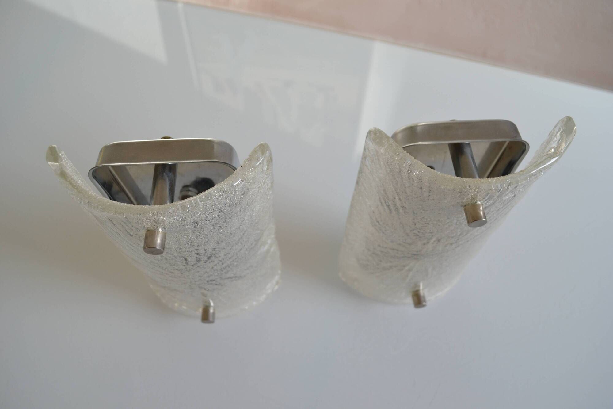 Toni Zuccheri for Venini in Murano, Italy 1960 Pair of wall sconces
