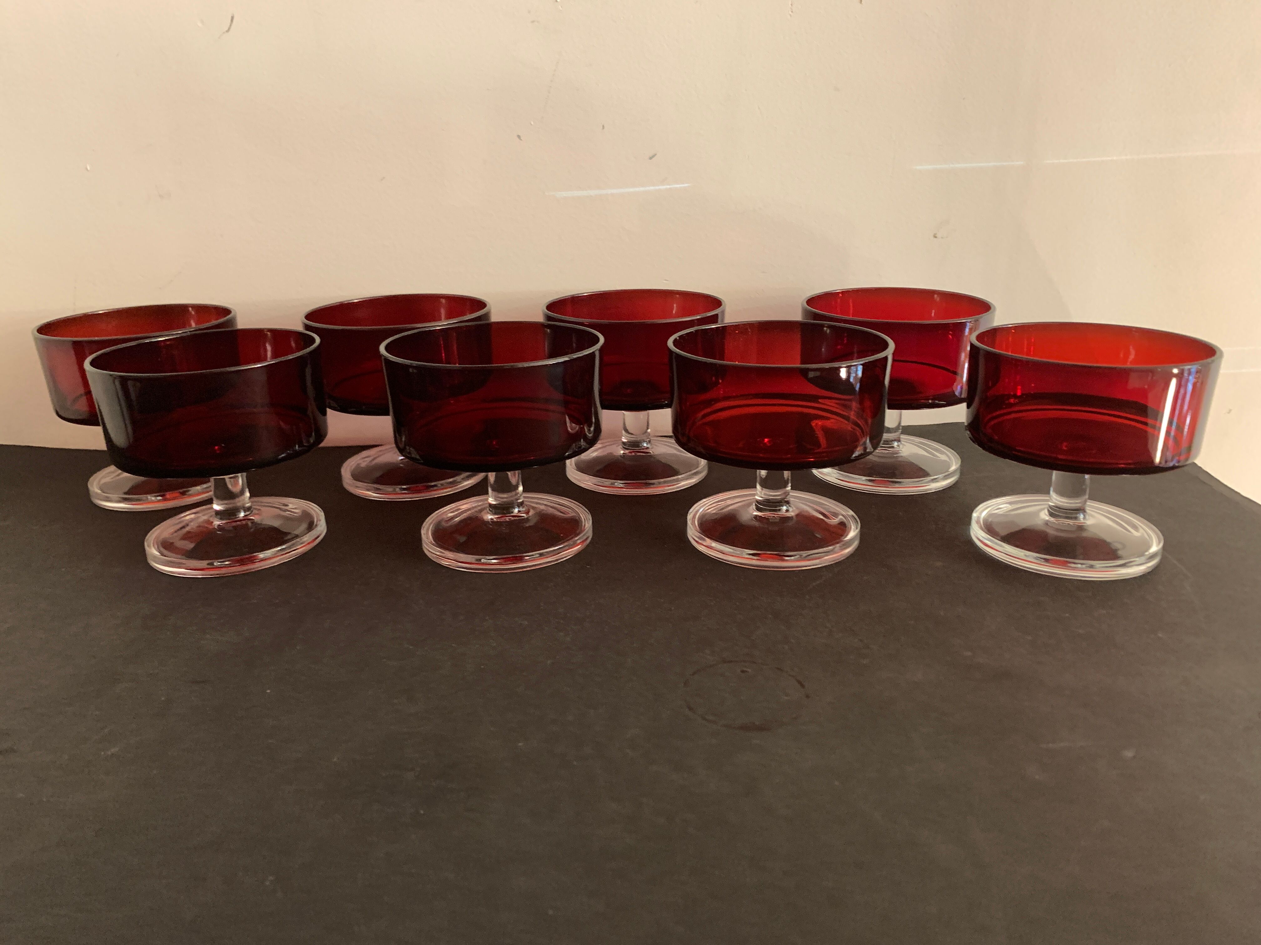 8 coupes à champagne ou dessert Luminarc 1970