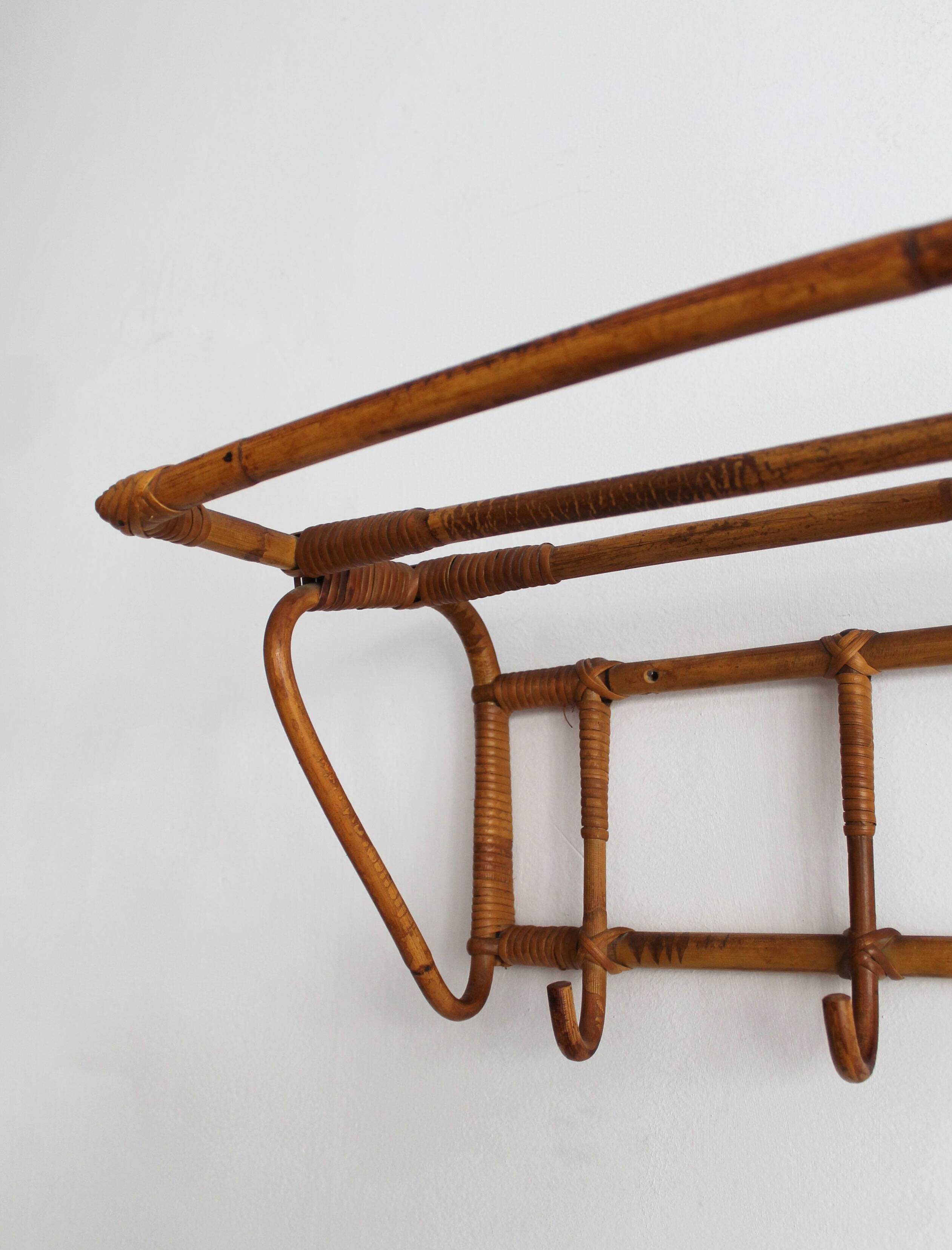 1960s Czechoslovak Rattan Wall Coat & Hat Rack, ÚLUV