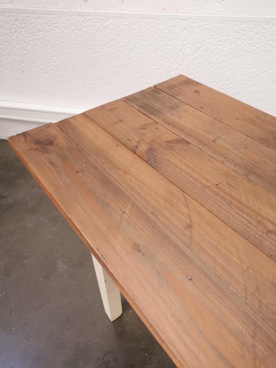 Fine and long farm table