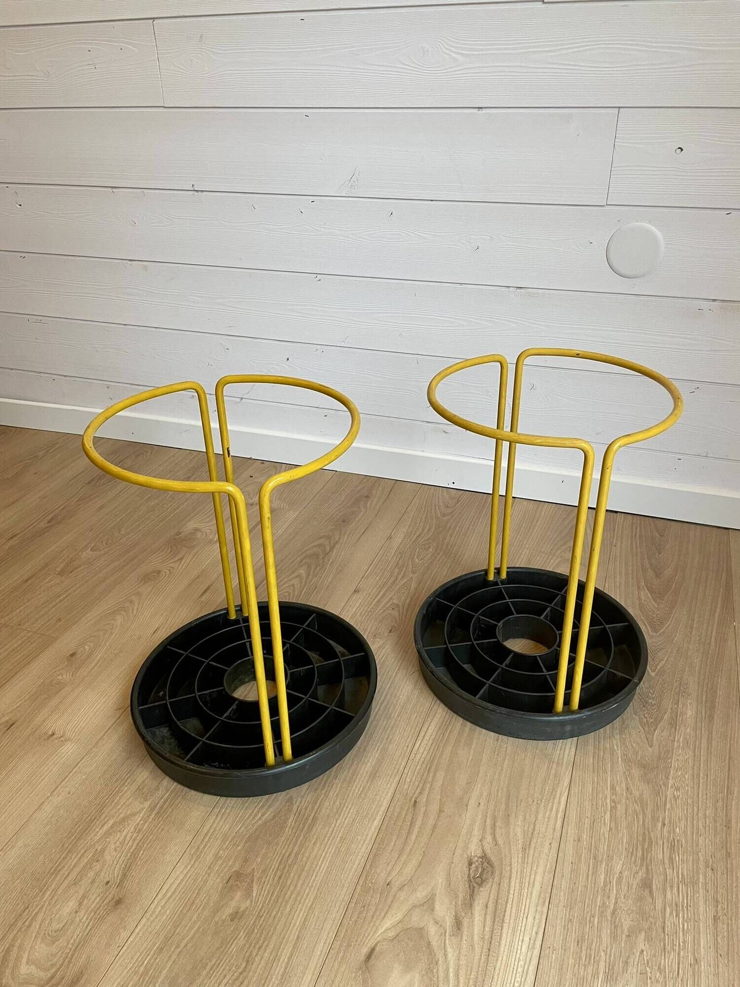 Vintage Italian umbrella stand Seccose Space Age 1970s