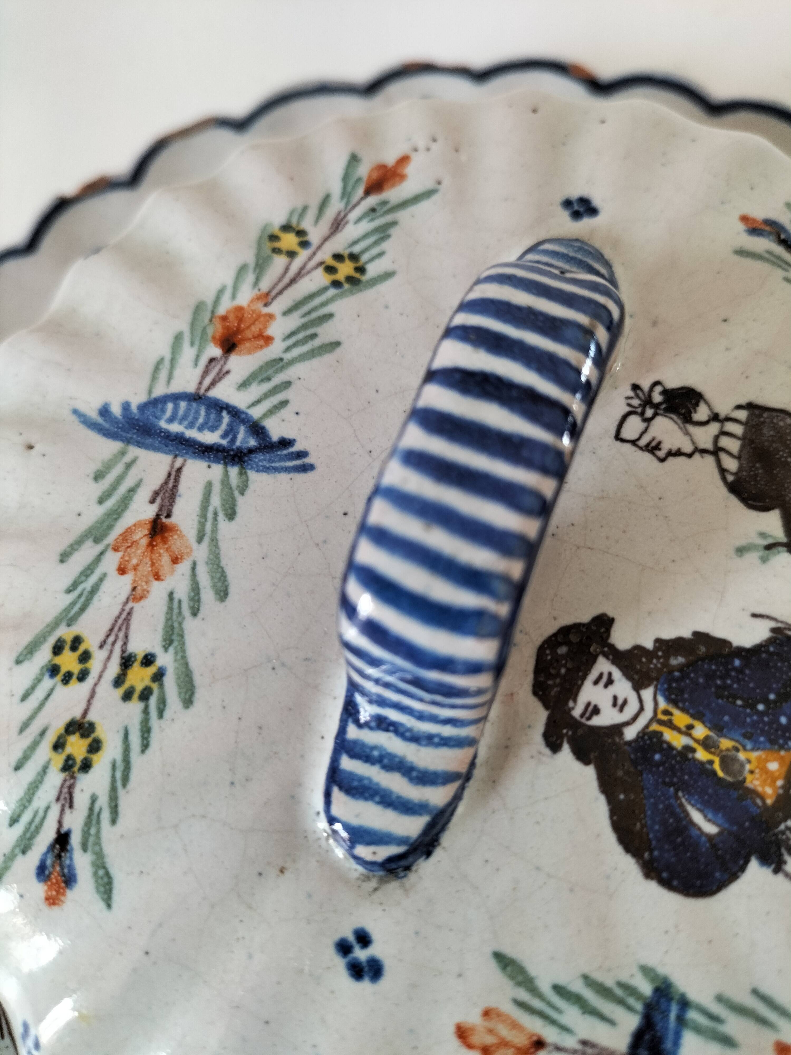 Covered cheese dish in Quimper earthenware – late 19th, early 20th century