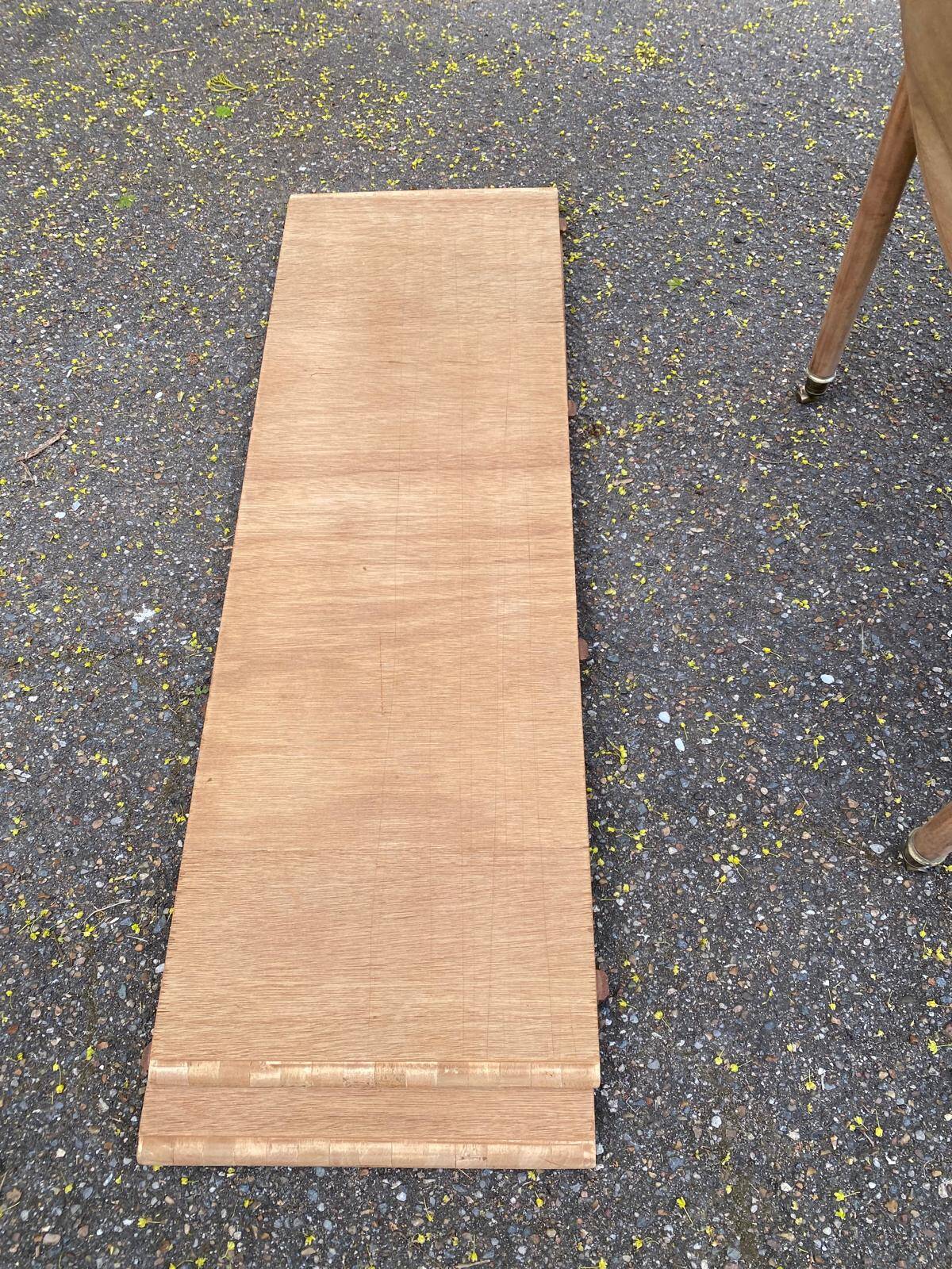 Renovated Louis Philippe round extendable dining table with leaves from the 18th century.