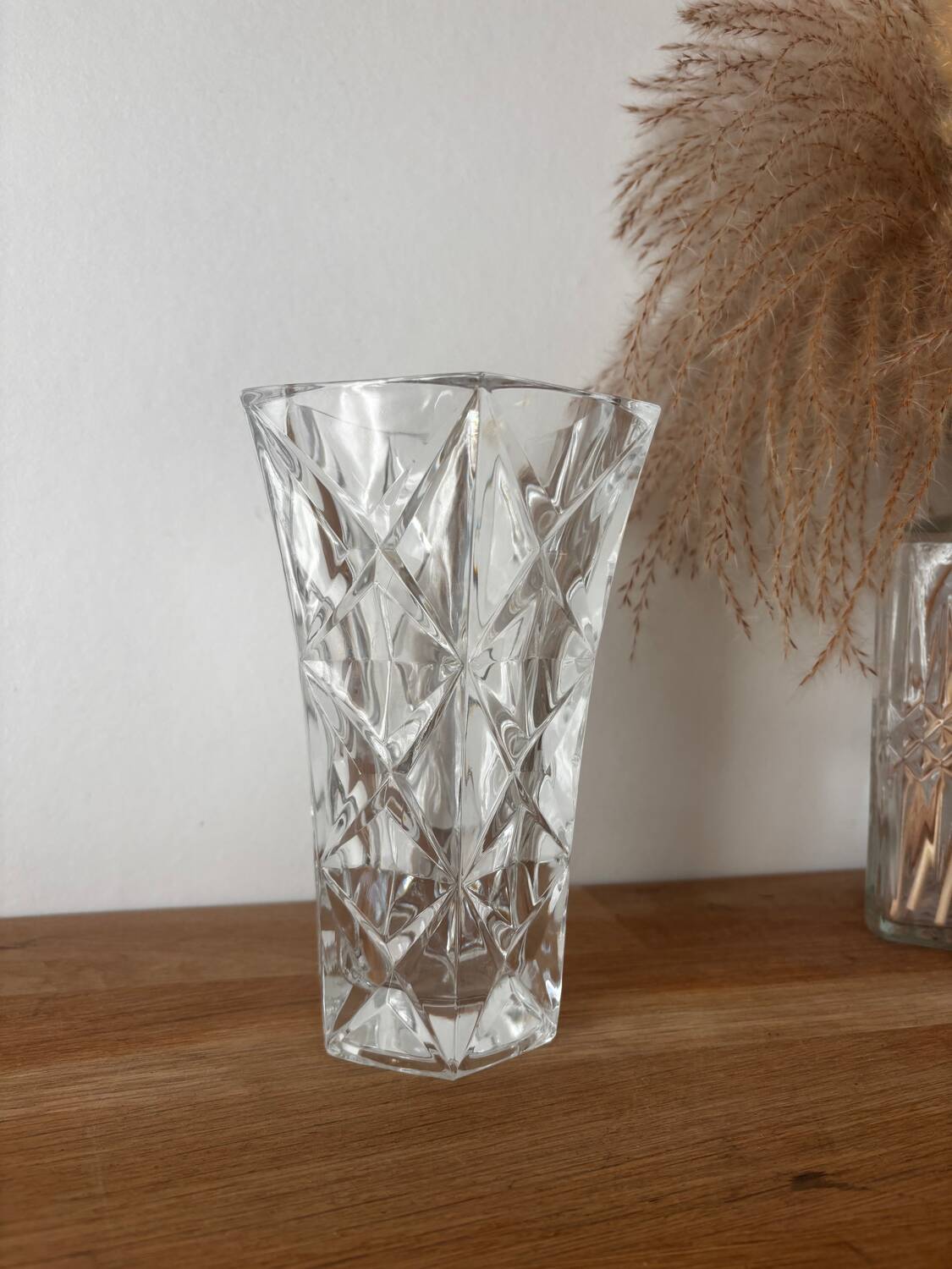 Vintage hexagonal cut crystal vase from Arques.