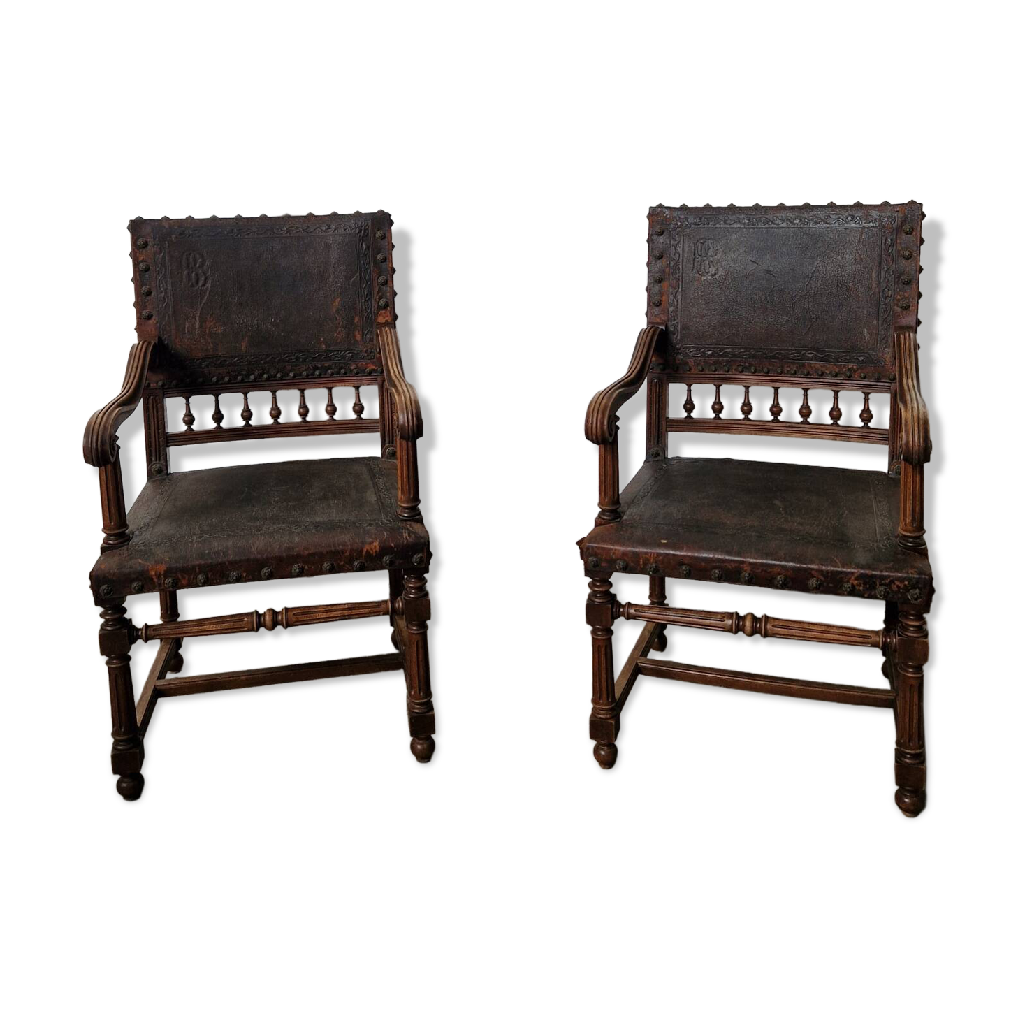 2  fauteuils Henri II