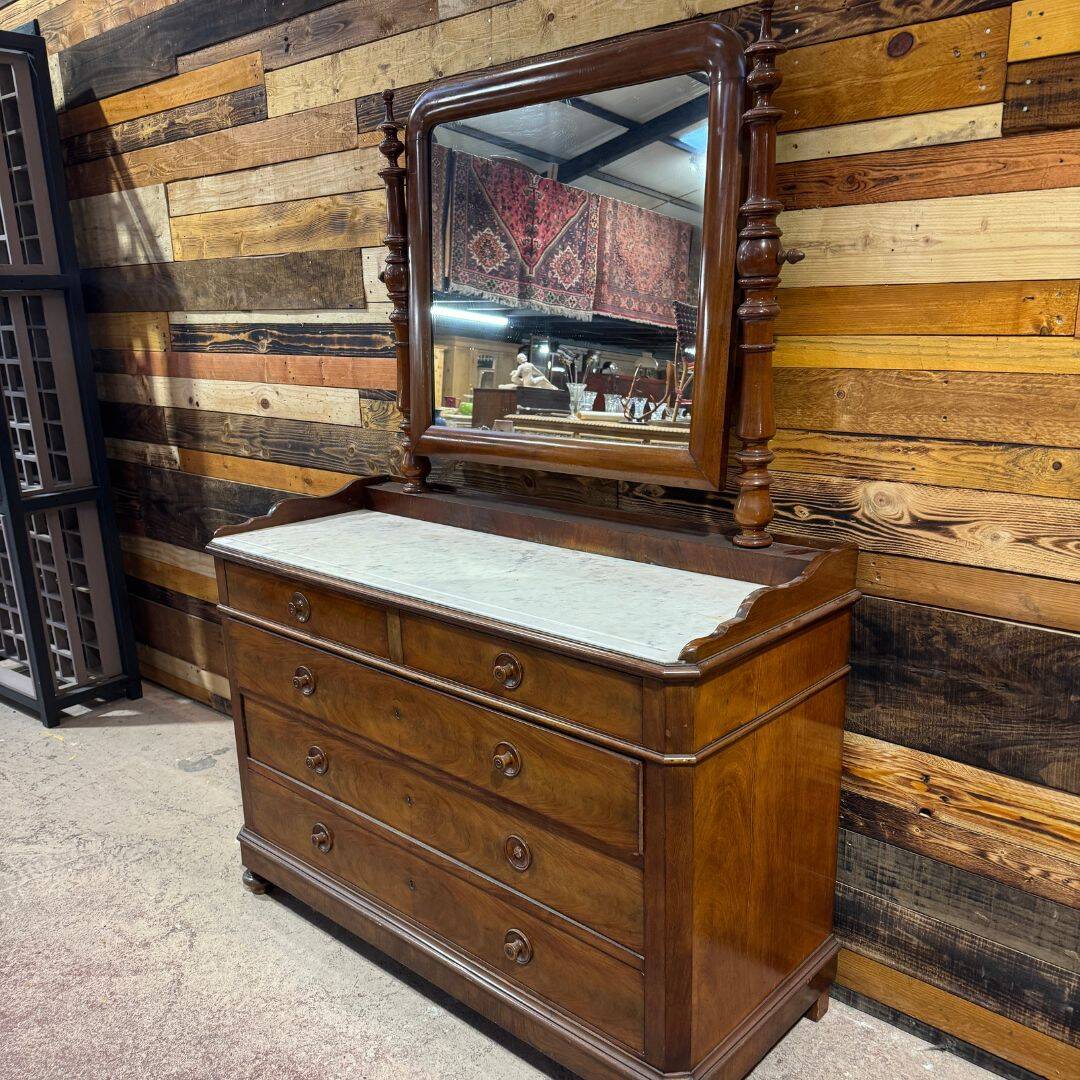 Commode de toilette en acajou – fin XIXe siècle