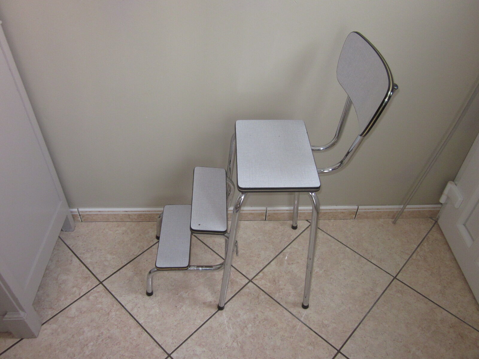 Chair stool in formica