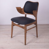 Model 107 armchairs by Hans Olsen for Bramin, 1950