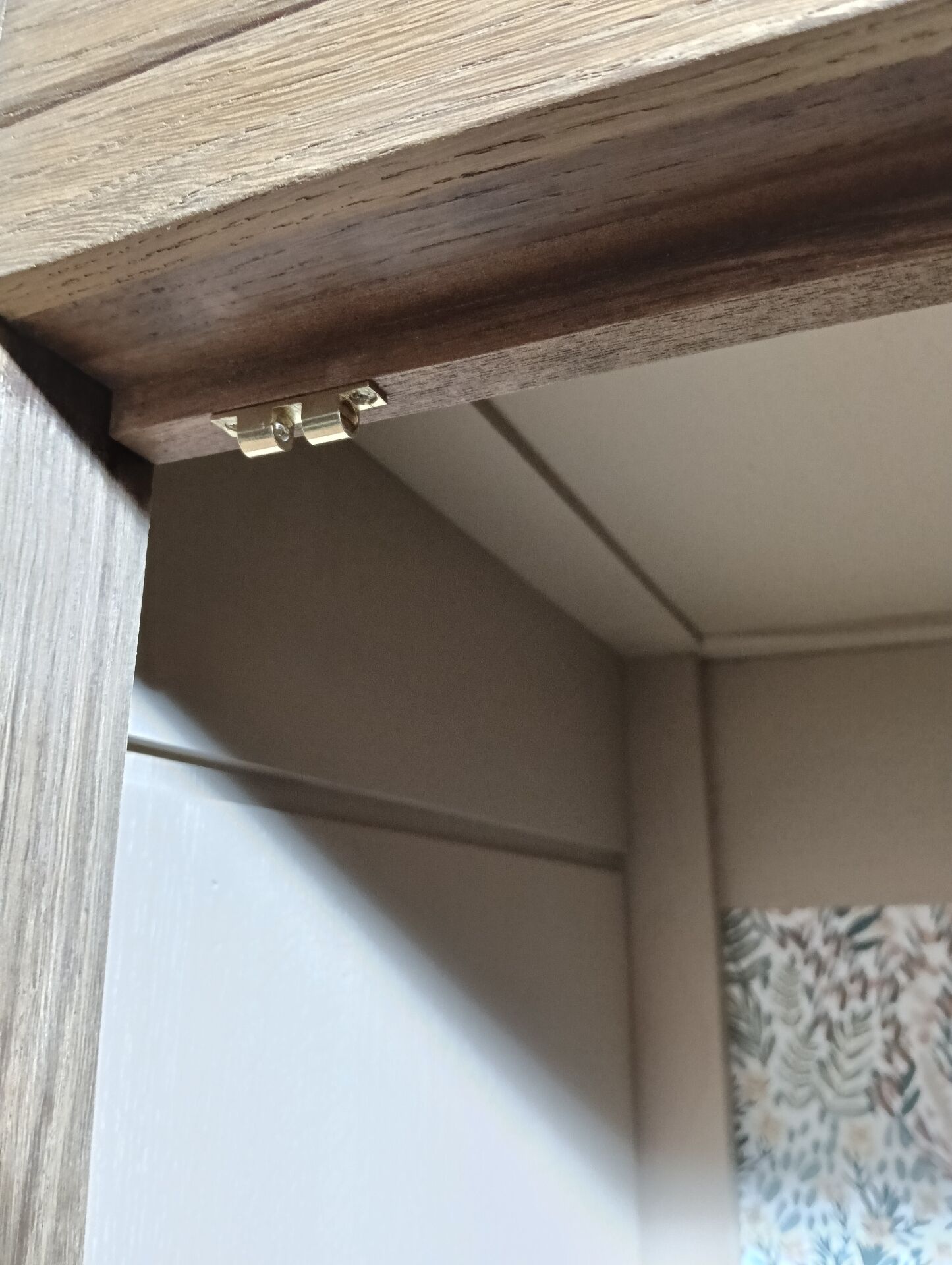 Art Deco oak bonnetière