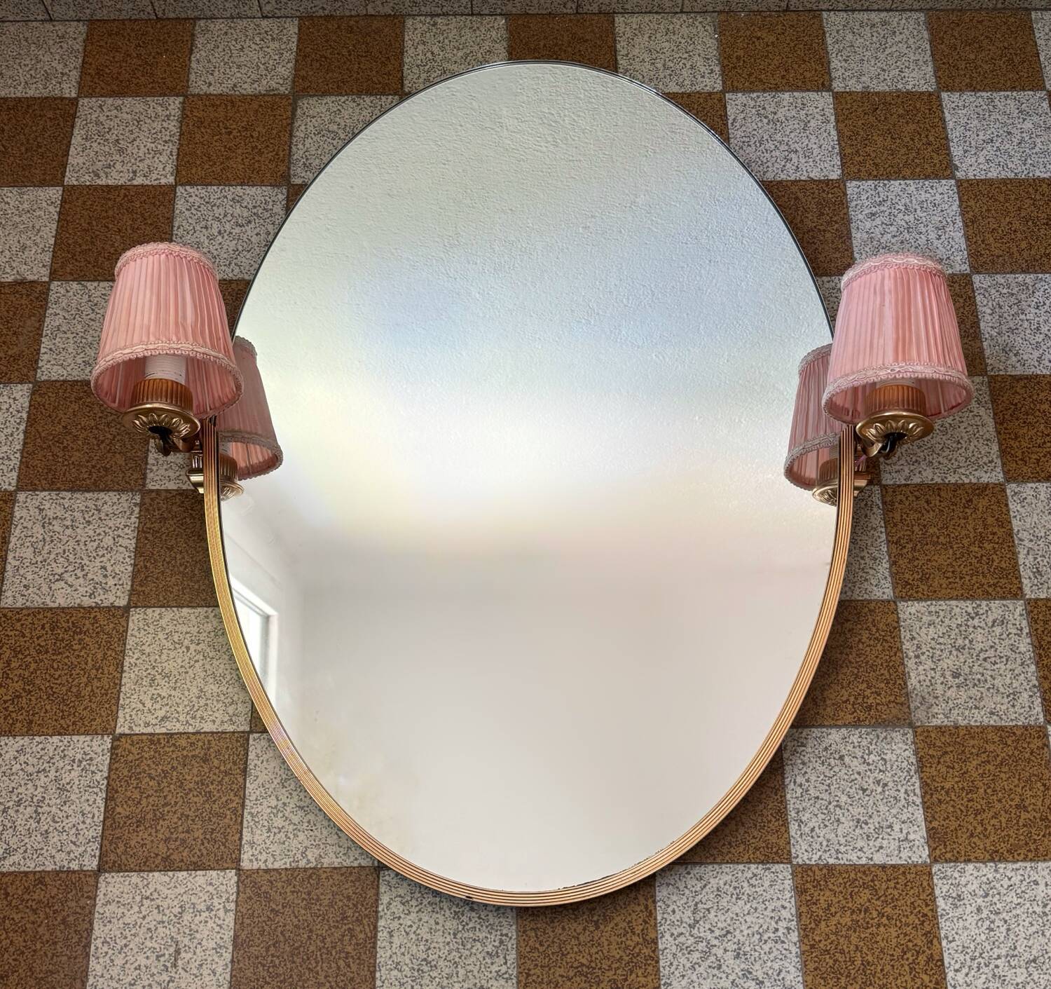 Oval illuminated brass mirror from the 70s