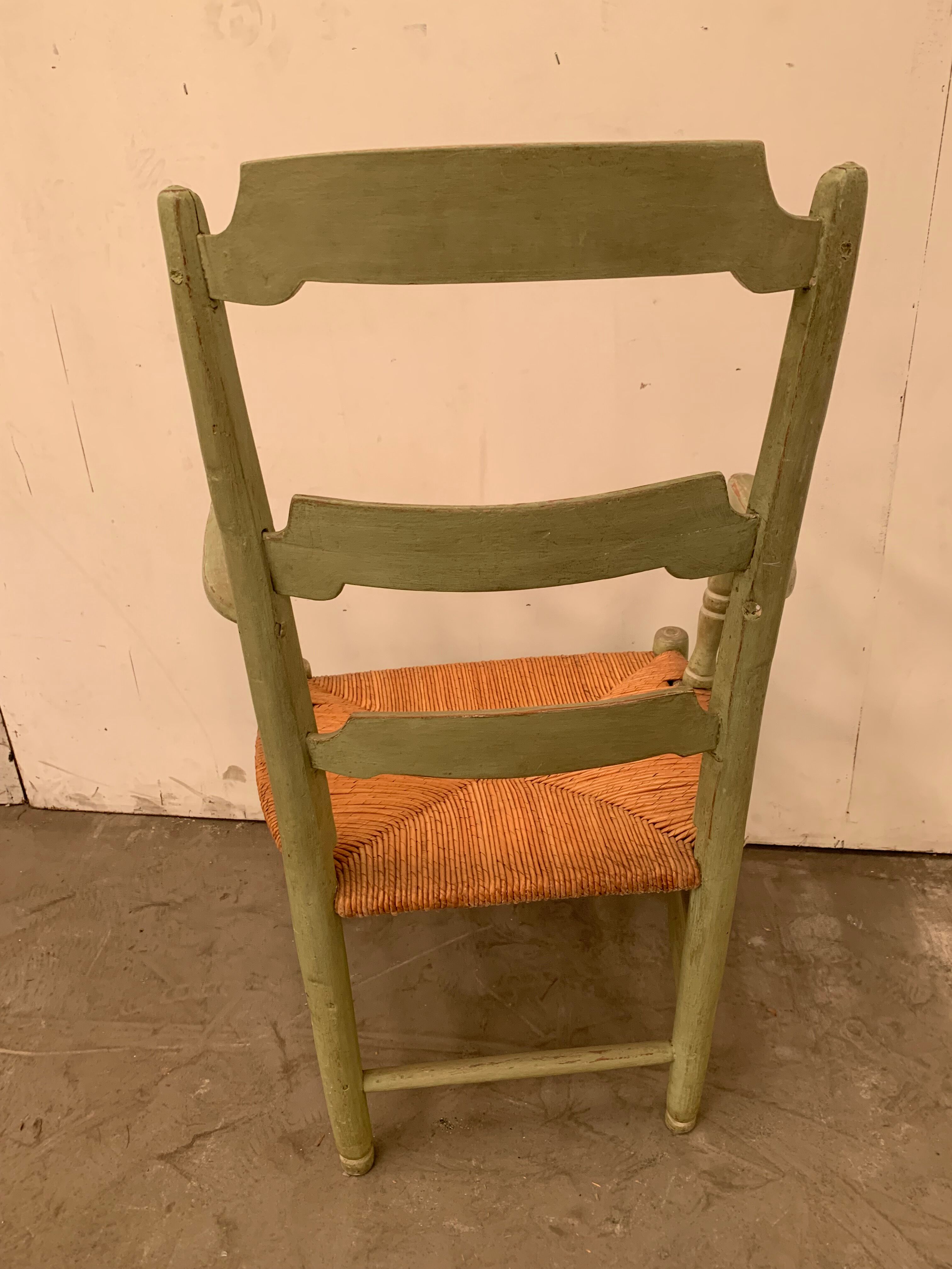 Provencal armchair in patinated beech Seat in straw XX century