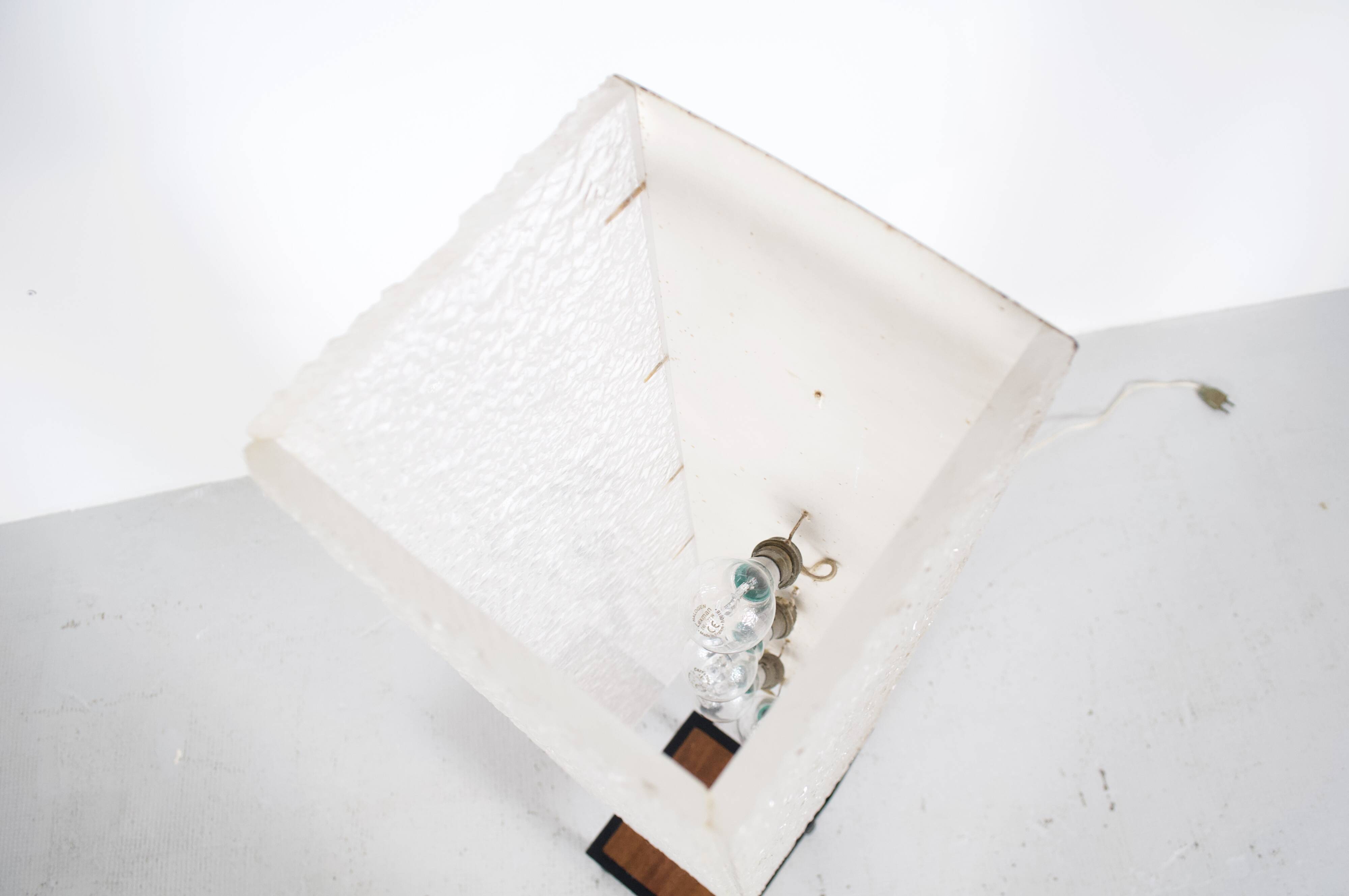 Lampadaire années 60' plastique moulé et acier laqué noir