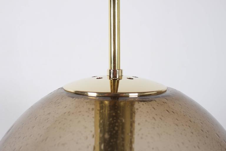 Suspension smoked glass