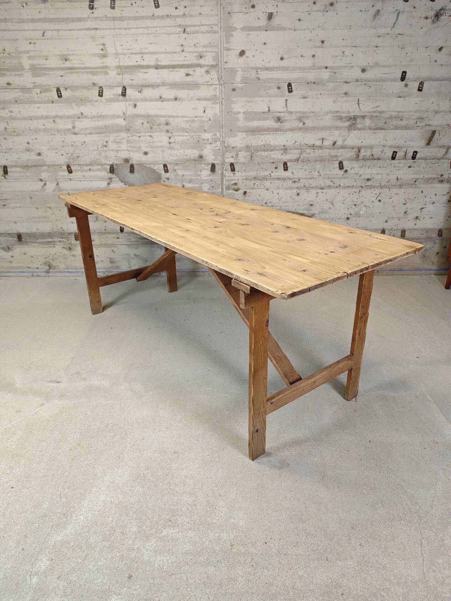 Pine garden table
