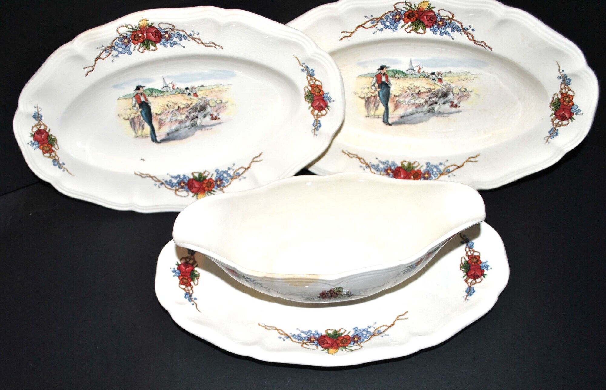 Set of 2 raviers and 1 Obernai saucière in earthenware of Sarreguemines - Décor of Loux