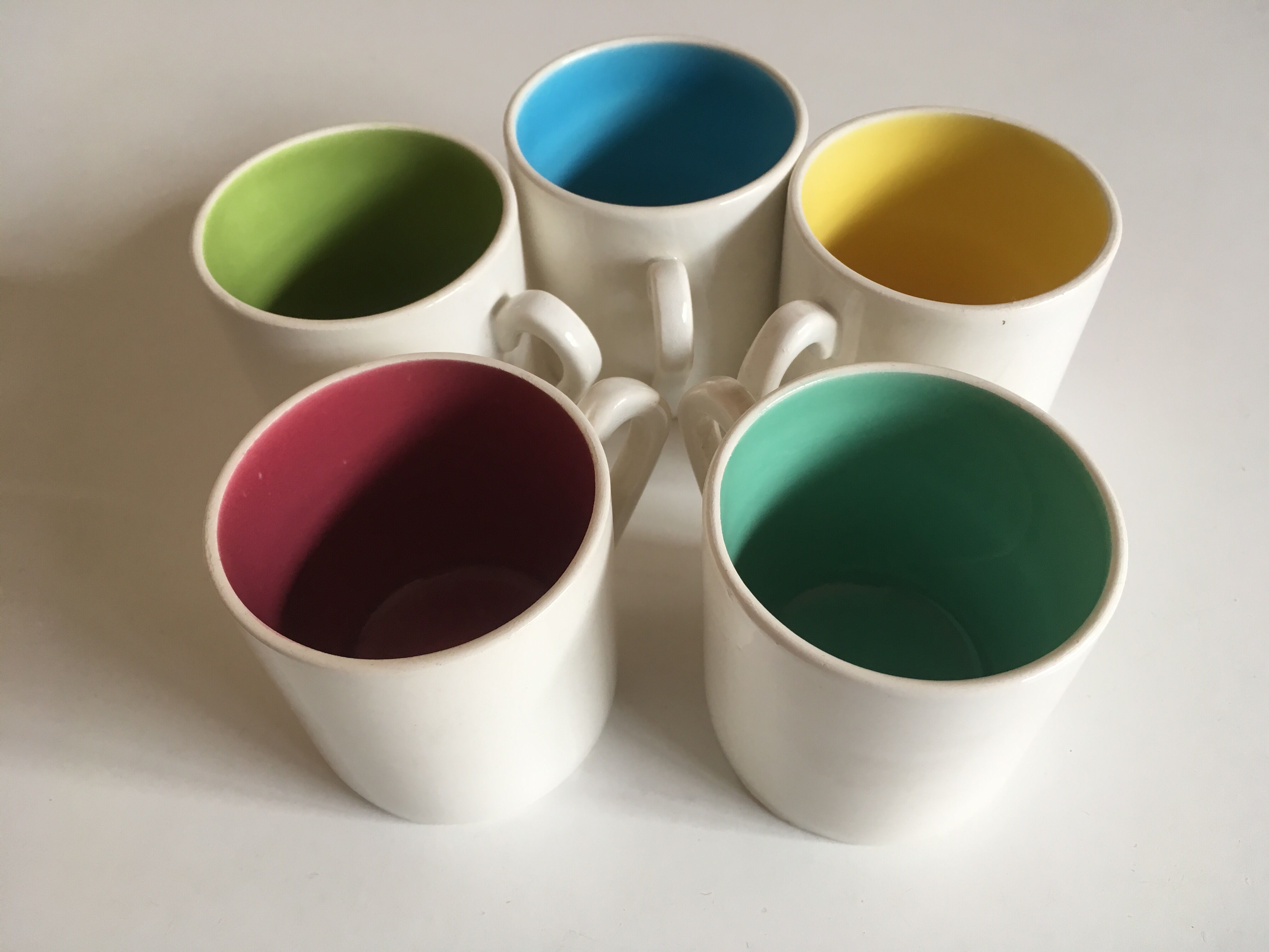 Service cups salt coffee end of late 1960s white double colors