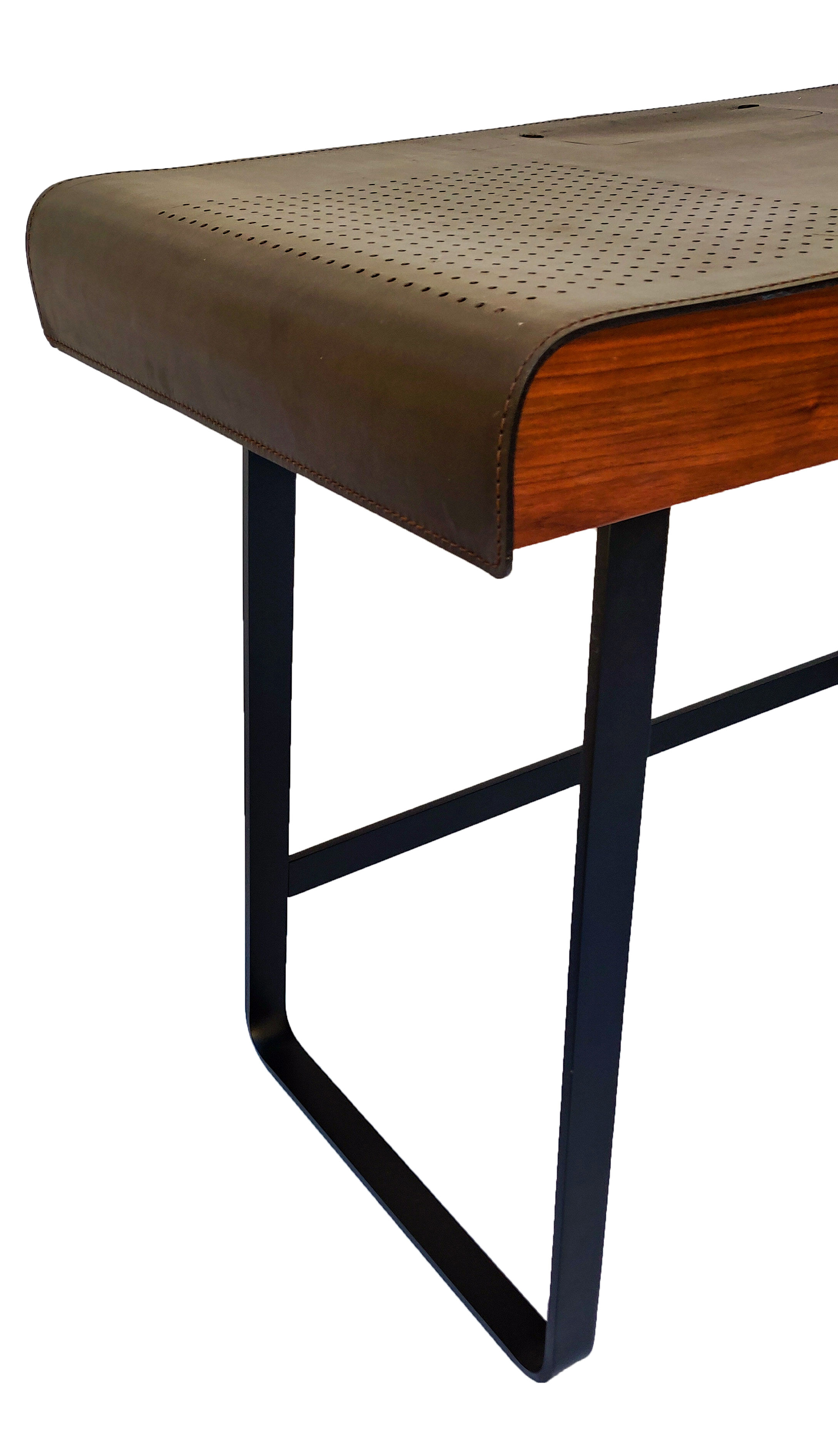 Desk Pegasus designer Tilla Goldberg for ClassiCon