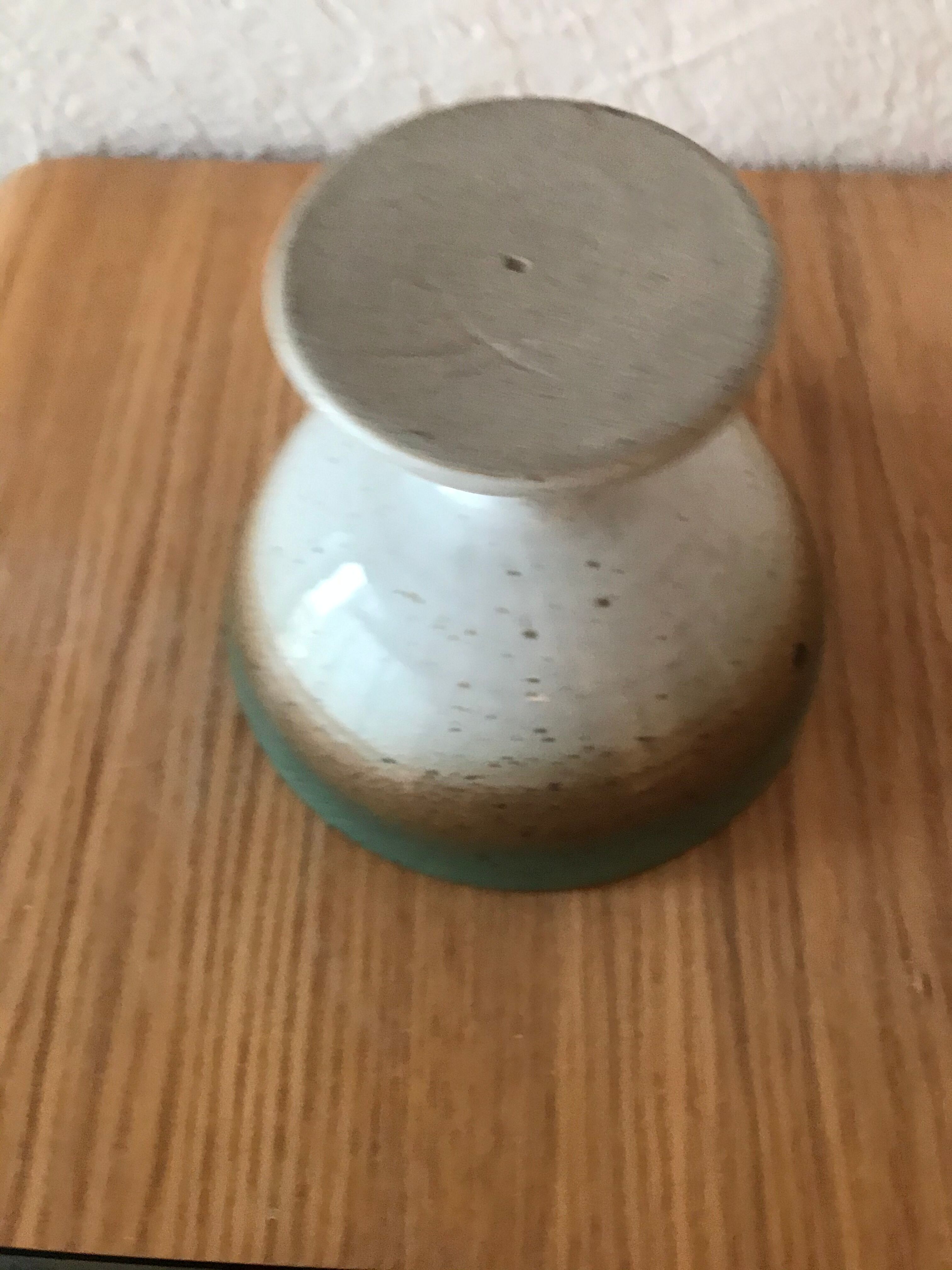 Small enamelled sandstone cut