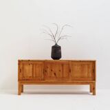 Solid Pine Sideboard with a Simple, Strong and Sturdy Look