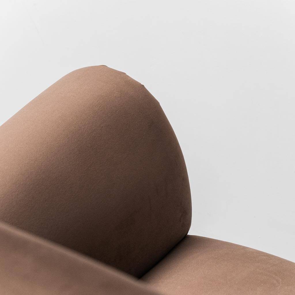 Canapé 3 places en velours marron gigi radice minotti 1950s vintage modernism