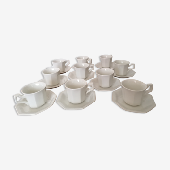 Set of 10 Johnson Brothers cups and saucers